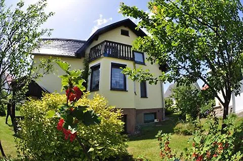 Ferienwohnung Glasperlenfloh